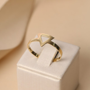 Anel Triângulo Vazado em Ouro Amarelo
