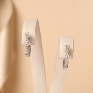 Brinco Argola Pavê com Diamantes em Ouro Branco