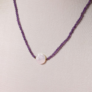 Gargantilha Com Aametistas e São Bento Em Madrepérolas 