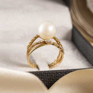 Anel Fio Cruzado com Pérola e Diamante em Ouro Amarelo