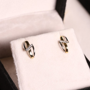 Brinco Elos Ovais Com Zircônias Em Ouro Amarelo 