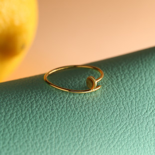 Anel Prego Leve em Ouro Amarelo