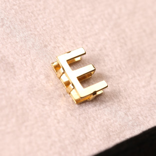 Pingente Letra E Em Ouro Amarelo 