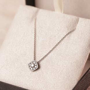 Gargantilha Quadrada Chuveiro Cravejada Com Diamantes Em Ouro Branco