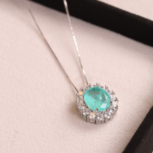 Gargantinha Oval Cravejado Com Zircônias Combiana Em Prata