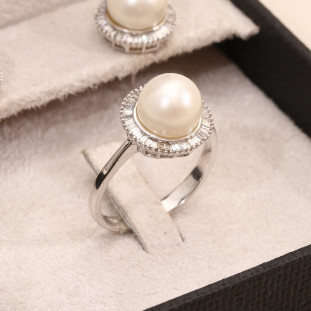 Anel Perola Com Diamantes Em Ouro Branco