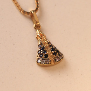Pingente  Nsa Senhora Aparecida Cravejada Com Safiras e Diamantes Em Ouro Amarelo 