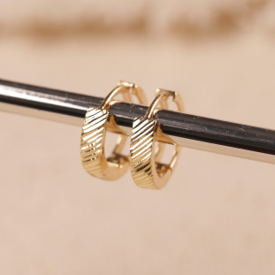 Argola Rendonda Diamantada Em Ouro Amarelo 