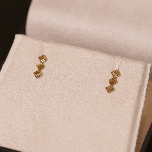 Brinco Trio Quadrado Diamantado Em Ouro Amarelo 