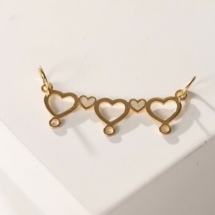 Pingente Canga Coração Triplo em Ouro Amarelo