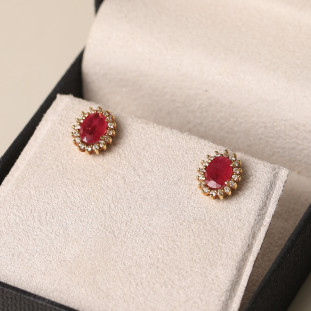 Brinco Oval Cravejado Com Rubis E Diamantes Em Ouro Amarelo