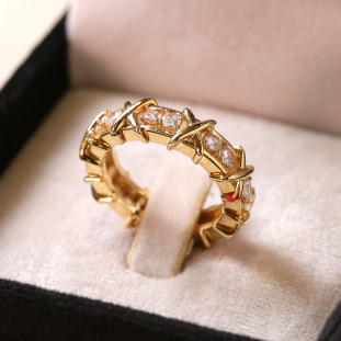 Aliança Inteira X Cravejado Com Zircônias Em Ouro Amarelo 