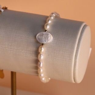 Pulseira Pérolas Com Nossa Senhora Aparecida Com Madre Pérola