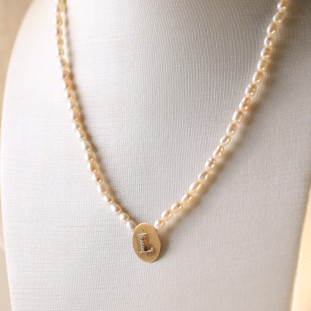 Gargantilha Pérolas Com Letra L Cravejada Com Diamantes Em Ouro Amarelo 