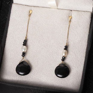 Brinco Ônix Com Pérolas Em Ouro Amarelo