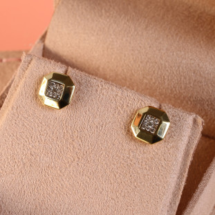 Brinco Quadrado Facetado Cravejado Com Diamantes Em Ouro Amarelo 