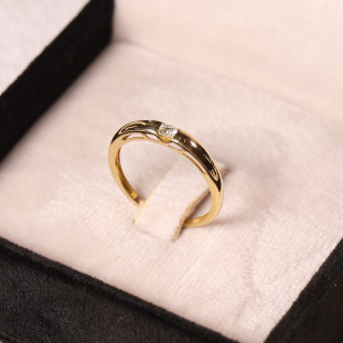 Anel Solitario Aro Duplo Com Com Moissanite Em Ouro Amarelo 