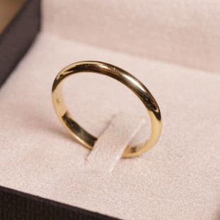 Aliança Boleada Fora  Em Ouro Amarelo 