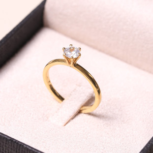 Anel Solitário Com Zircônia Em Ouro Amarelo 