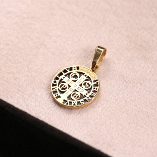 Pingente São Bento Em Ouro Amarelo 