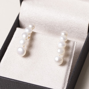 Brinco EarHook Com Pérolas Em Ouro Amarelo 