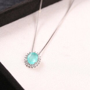 Gargantilha Cravejada Com Zircônias Em Prata