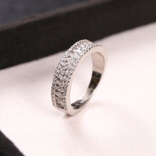 Anel Aparador Cravejado Com Zircônias Navetes Em Prata 