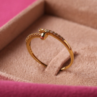 Anel Prego Cravejado Com Diamantes Em Ouro Amarelo 