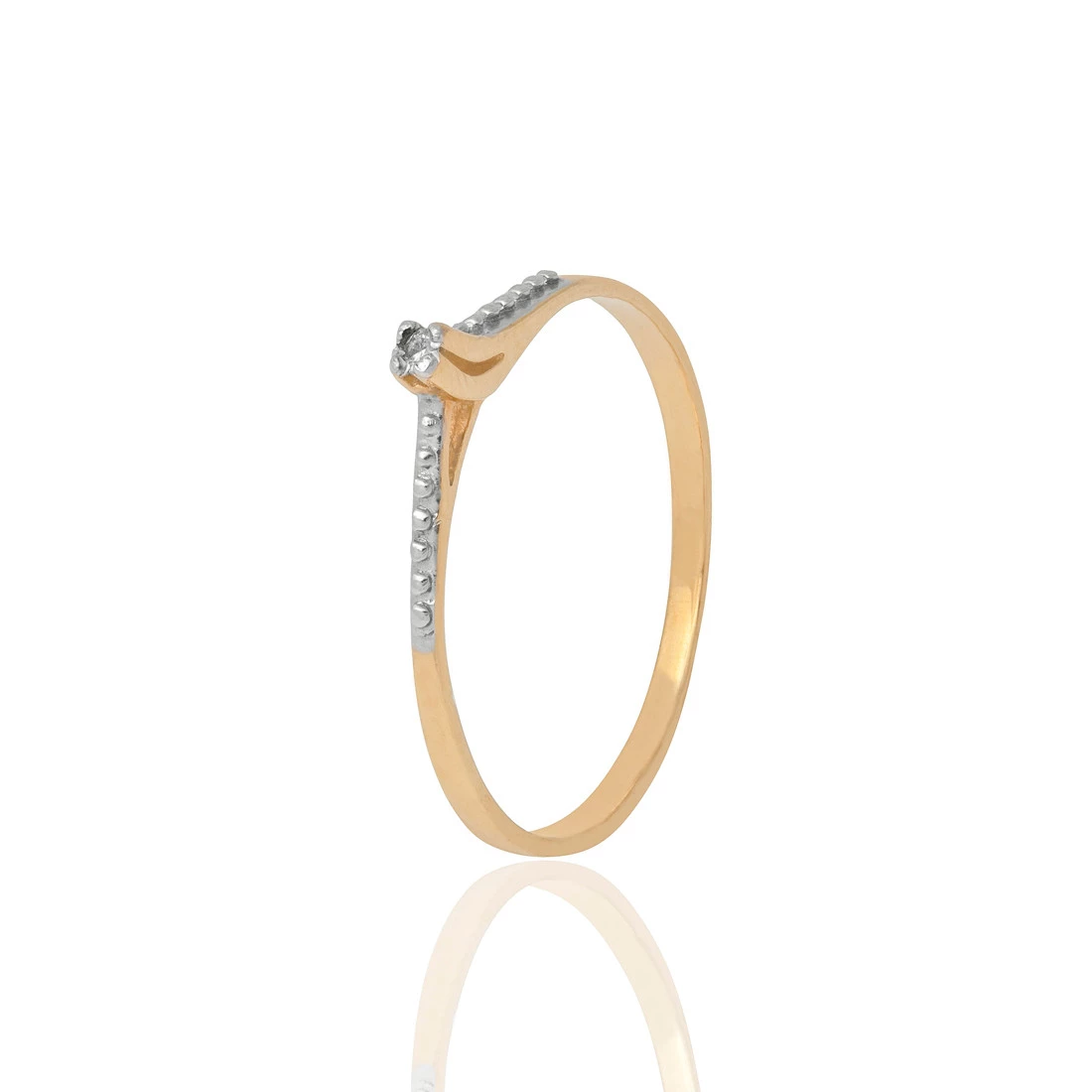 Anel Solitário com Diamantes em Ouro Amarelo