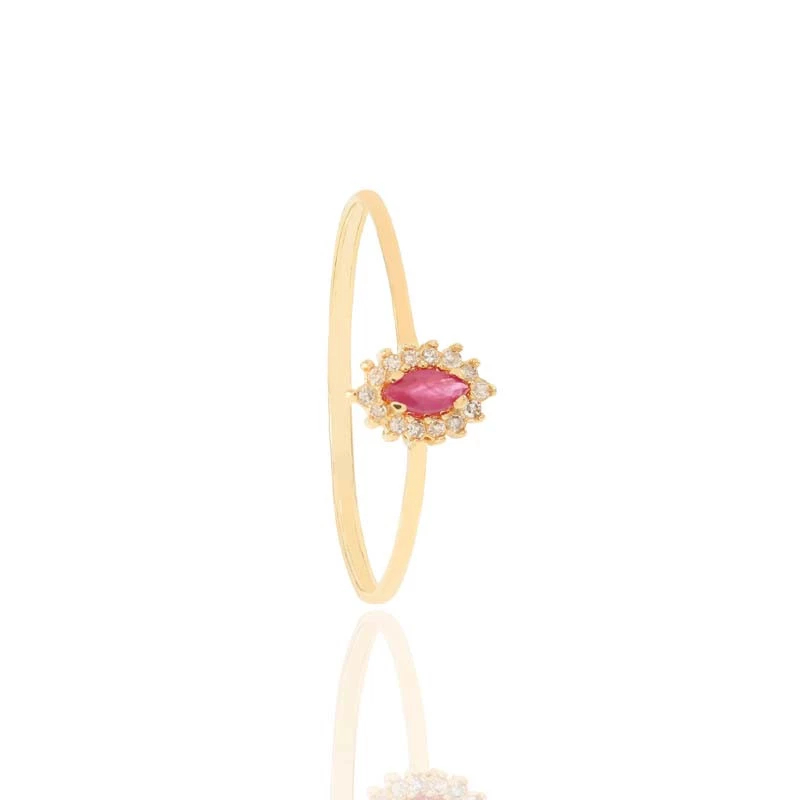 Anel com Rubi e Diamantes em Ouro Amarelo