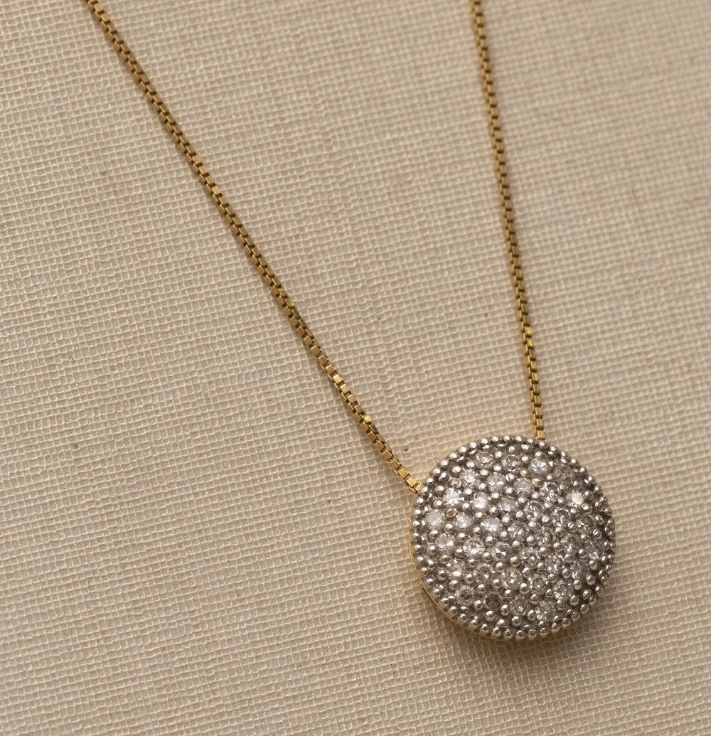 Gargantilha Chuveiro Redondo com Diamante em Ouro Amarelo