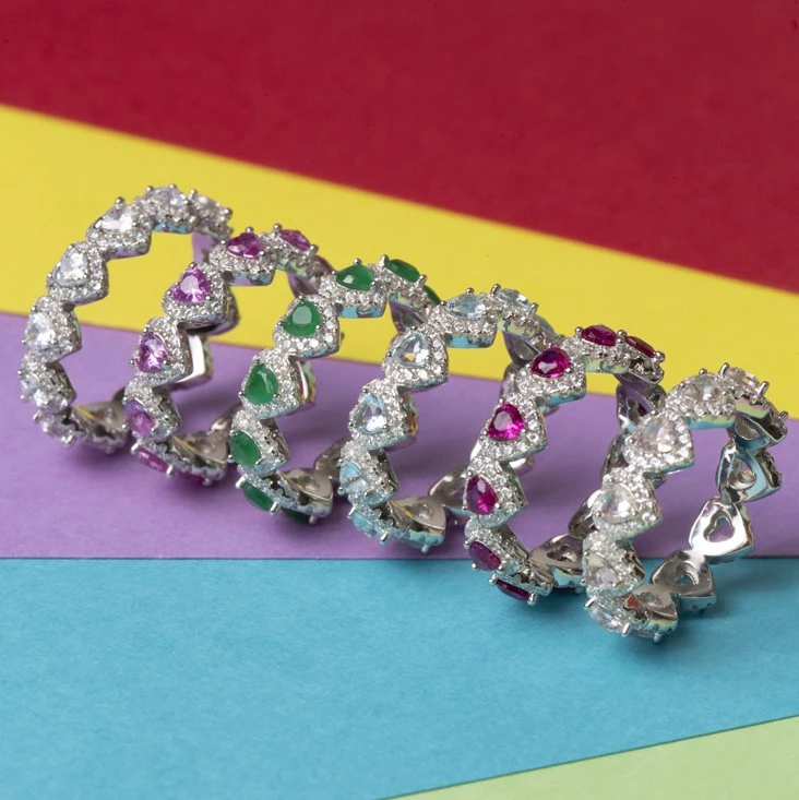 Aliança Inteira Zircônia Colorida Coração em Prata