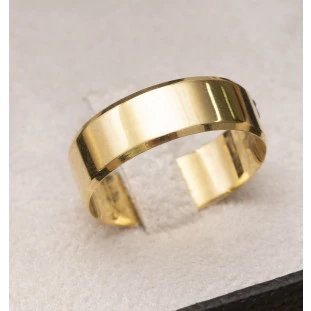 Aliança Tradicional Larga em Ouro Amarelo