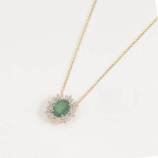 Gargantilha Oval Com Esmeraldas e Diamantes Em Ouro Amarelo