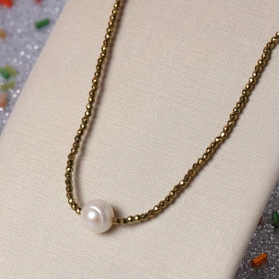 Colar Chorcker Com Hematitas Mini Com Perolas