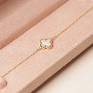 Pulseira Trevo Com Madrepérola Em Ouro Amarelo 