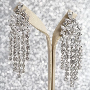 Brinco Earcuff Gotas Cravejado Com Zircônias Em Prata