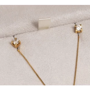 Brinco Solitário com Diamante em Ouro Amarelo
