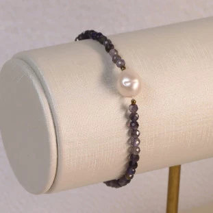 Pulseira Com Iolitas e Perola