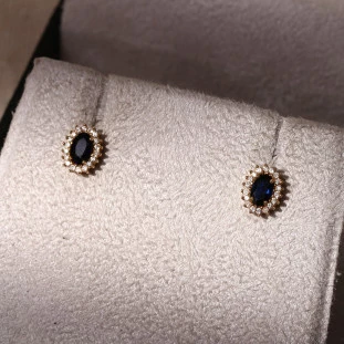 Brinco Safira com Diamantes em Ouro Amarelo