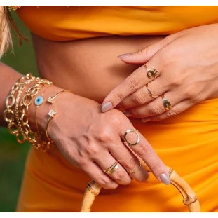 Anel Falange Cruz com Diamantes em Ouro Amarelo