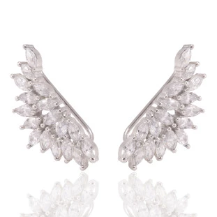 Brinco Ear Cuff Cravejado com Zircônia Navete em Prata