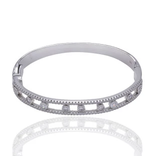 Bracelete Vazado Cravejado com Zircônias em Prata