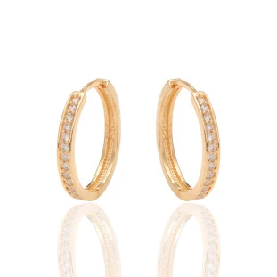 Brinco Argola Redonda Cravejada com Zircônia em Ouro Amarelo