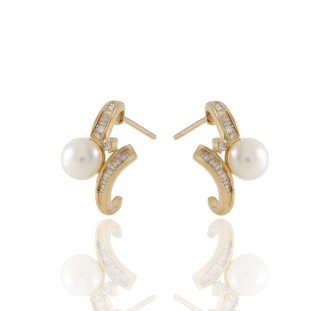 Brinco Pearl Com Perola E Diamantes Em Ouro Amarelo