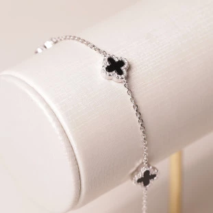 Pulseira Com Trevos Diamantados Em Prata 