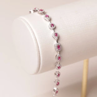 Pulseira Riviera Formas Cravejada Com Zircônias Vermelhas Em Prata 