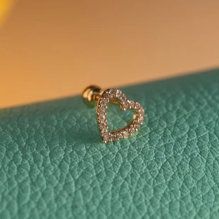 Piercing Coração Cravejado  Com Diamantes Em Ouro Amarelo