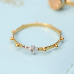 Anel Terço Cruz Com Diamante Em Ouro Amarelo 