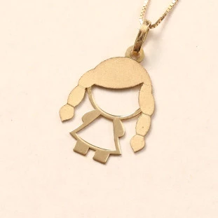Pingente Menina Em Ouro Amarelo
